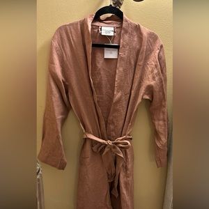 Parachute linen robe size small